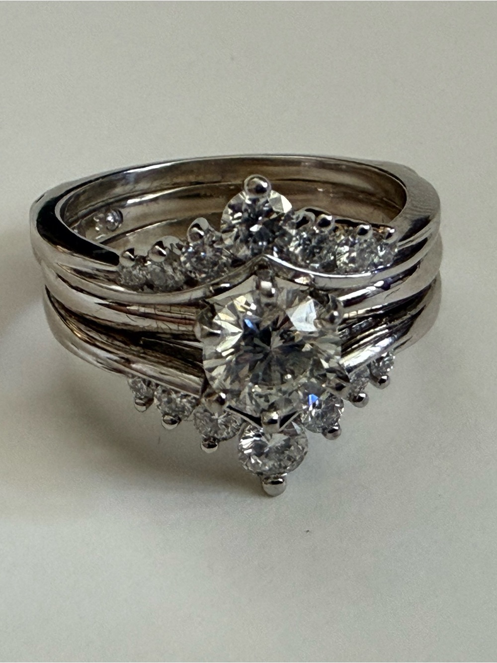 14k White Gold & Diamond Two Ring Bridal Set size 9 - Picture 3 of 15